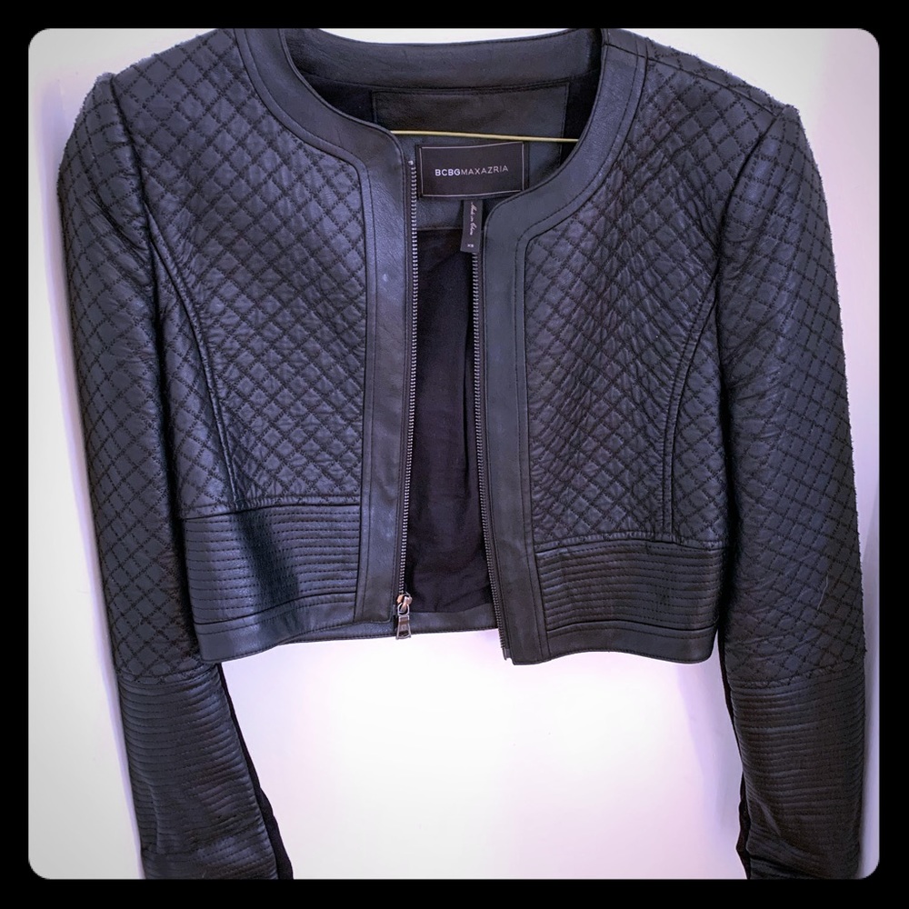 Cropped leather jacket